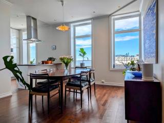 Sea view, terrace & garage in the heart of town - 3