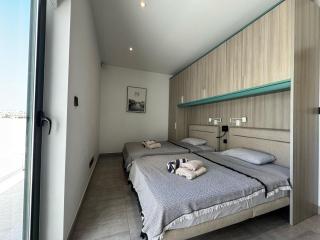 Bugibba Luxe Pool Penthouse - St. Paul's Bay - 5