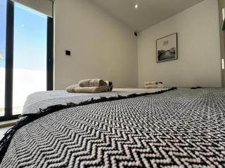 Bugibba Luxe Pool Penthouse - St. Paul's Bay - 2