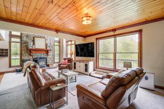 Creekside Gazebo and Mtn Views Spacious Todd Home! - Todd - 8