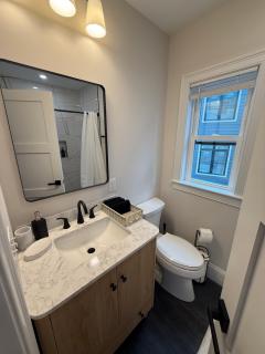 Boston First floor condo - Framingham - 6