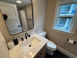 Boston First floor condo - 7