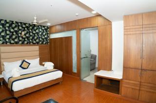 Hotel Grand Hridey- 20 Steps From Railway Station - Amritsar - 9