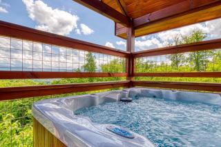 Seclusion-Breathtaking Mountain Views! - Sevierville - 6