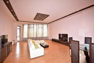 Teryan street, 4 bedrooms Luxury and Grande apartment with Spacious balcony TT606 - Erevan - 4