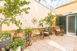Dimora Le Tre Muse Guesthouse - 7