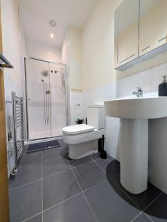 Apartment in West Yorkshire - Huddersfield - 9