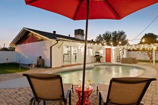 Desert Oasis Come Home and Relax - Scottsdale - 0