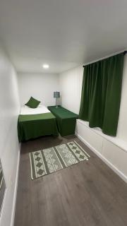 Naryn Guest house - Los Angeles - 4