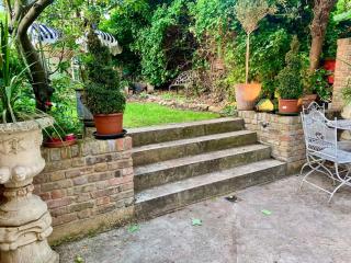Luxury town house in the heart of Clapton - London - 3