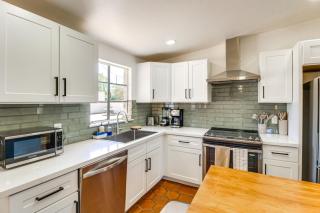 2 Mi to Trail Dust Town Home with Large Yard! - 3