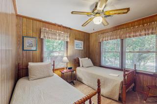 The Stanley Cottage - Emerald Isle - 1