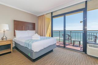 Gorgeous Oceanfront Views! Double Queen Studio - Caravelle 812 - Myrtle Beach - 3