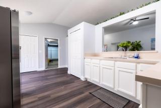 Family Retreat Near NAS JAX and Orang Park Mall with Gameroom - 8