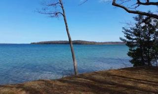 Elk Edge - Lakefront Charm Close to Horse Show and Torch Lake - Williamsburg - 0
