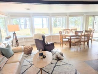 Elk Edge - Lakefront Charm Close to Horse Show and Torch Lake - Williamsburg - 5