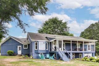 Newly Renovated Lake Bowen Home with Game Room! - Campobello - 9