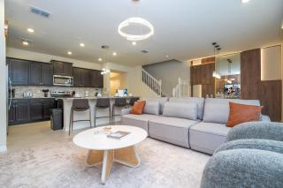 Stunning Pool Home just minutes from DISNEY - 5