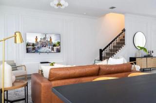 Casa 5 Quartos com Piscina e Tema Disney - 1