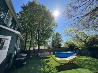 Family Home Pool HotTub Near Lighthouse Point Park - New Haven - 4