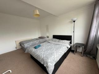 Chelmsford 3 Bedroom Accommodation with parking - Chelmsford - 5