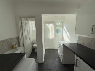 Chelmsford 3 Bedroom Accommodation with parking - Chelmsford - 7