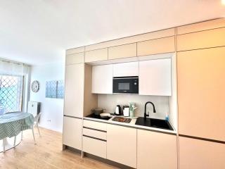 Sud Menton sea view studio terrace, superfast Wi-Fi, Fully equipped Kitchen and Netflix - Menton - 6