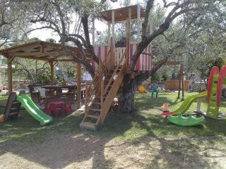 Rent Rooms Alexiou - Limne - 8