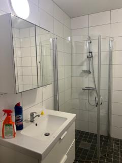 Cozy room with two single bed in near by Eslöv station - 4