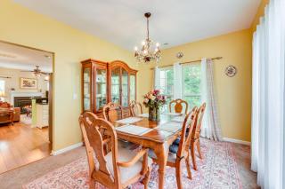 Home in Matthews with Fenced Yard and Spacious Deck! - Matthews - 5