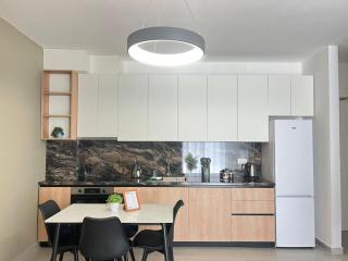 Modern City Center Apartment - 3