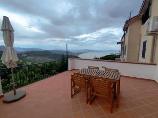 Seaview Terrace, Nature & Relax with TWO Pools - Antica Rocca Dorotea - 2