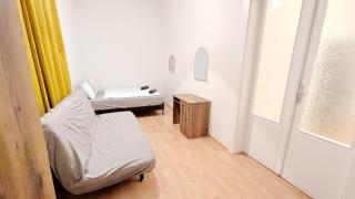 Spacious Rooms - 15 Min from Airport & City Center, 5 Min from Vienna Main-Bus Station EZ7 - Viena - 1