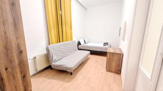 Spacious Rooms - 15 Min from Airport & City Center, 5 Min from Vienna Main-Bus Station EZ7 - Viena - 2