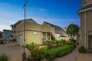 Updated 2nd floor Surf City - 1 block from beach! - Surf City - 1