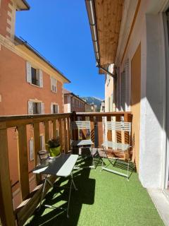 Duplex 60m2 vieux centre avec balcon - Barcelonnette - 9