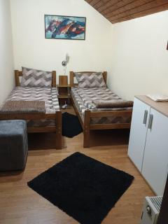 Vila Petrov - Lukavica - 2