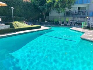 LA Studio with Pool, Balcony and Private parking - Abbeyville - 7