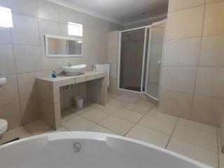 40 Sycamore - Roodepoort - 5