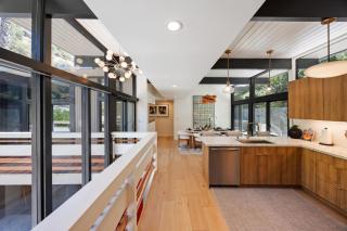 New Listing Architectural Villa by Colby & Conrad - Los Angeles - 8