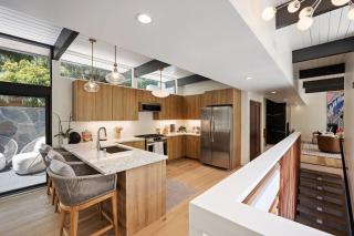 New Listing Architectural Villa by Colby & Conrad - Los Angeles - 5