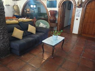 CASA TURÍSTICA Villa Carmen, CON CHIMENEA, AMPLIA ZONA DE JARDÍN, BARBACOA, PISCINA Y GARAJE - 3