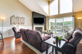 On-Site Lake of the Ozarks Access Camdenton Condo - Camdenton - 0