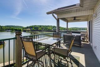 On-Site Lake of the Ozarks Access Camdenton Condo - Camdenton - 9