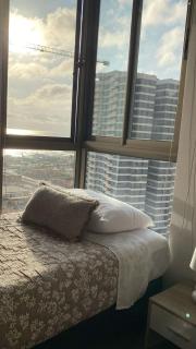 Exclusivo departamento tres dormitorios, capacidad 6 personas, excelente vista al mar para disfrutar de las puestas de sol - 2