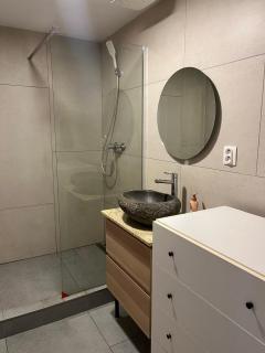 next to great apartment - 2