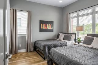 Spacious House with Serene skyline views - Nashville - 3