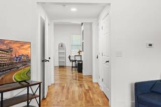 Cozy 2-Floor Home 5BR 3BA 2 Kitchens Backyard - Louisville - 1