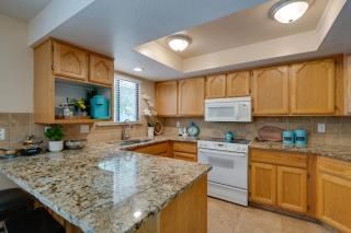 Layton CabinandSpa with Private Sauna and Hot Tub! - Layton - 2