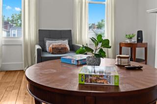 Charming 2nd-Floor Flat 3BR 2BA Free Parking - Louisville - 4